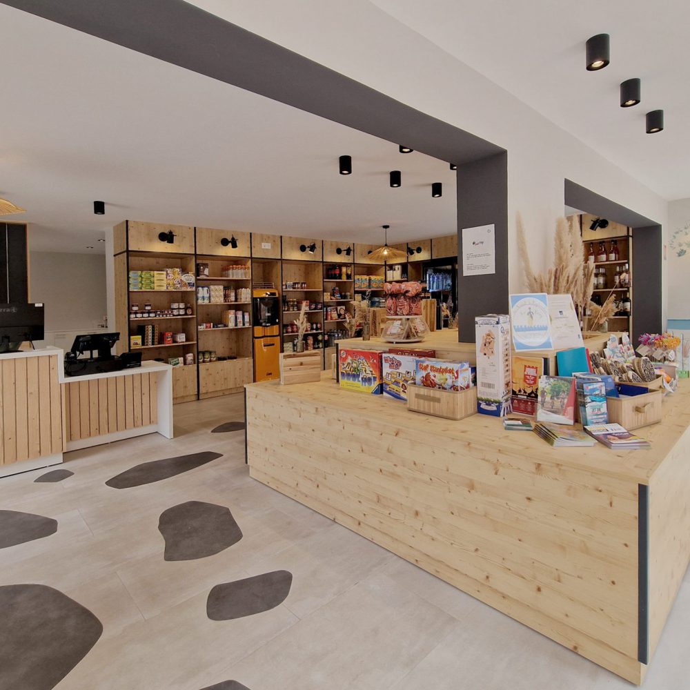 sophie-pico-architecte-interieur-boutique-design-shop-decoration-agde-magasin-roompot (14)